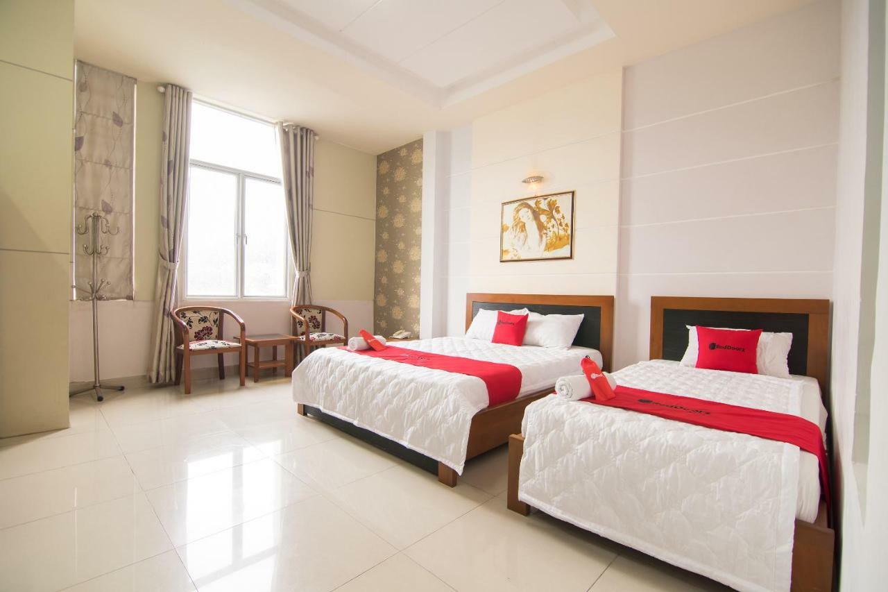 Hotel Reddoorz Near Saigon Zoo 3 Thành Pho Ho Chí Minh Esterno foto